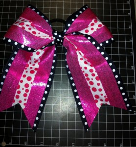 finishedbow 278x300 How To Make a Rockin Cheer Bow
